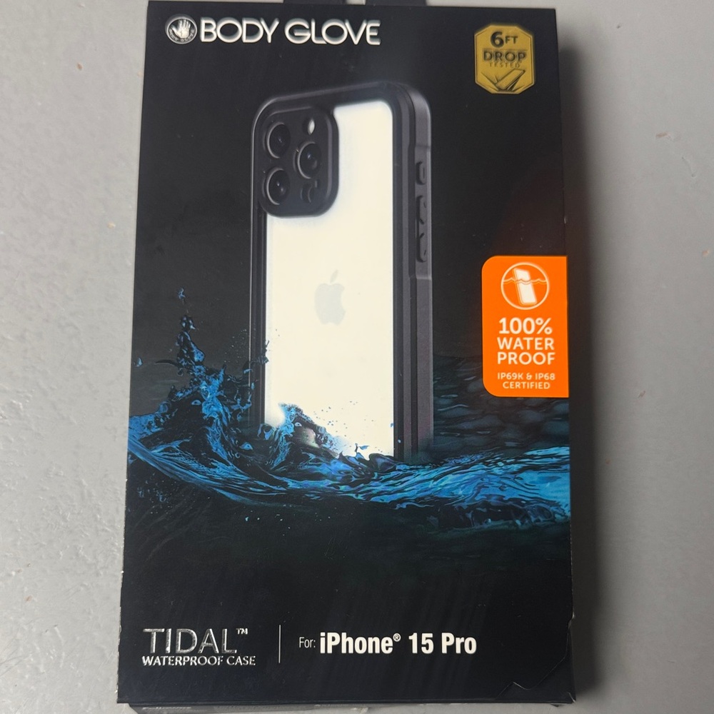 Body Glove Tidal Waterproof Case for iPhone 15 Pro - Black and White